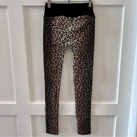NWOT - Leopard / Cheetah Print Ombré Leggings pants - Picture 3 of 5